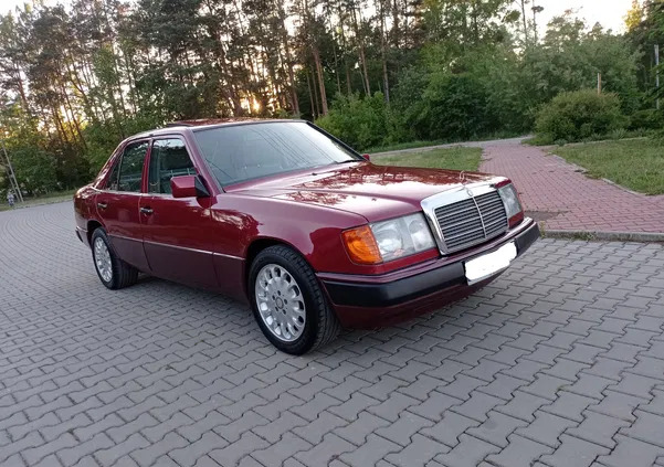 samochody osobowe Mercedes-Benz W124